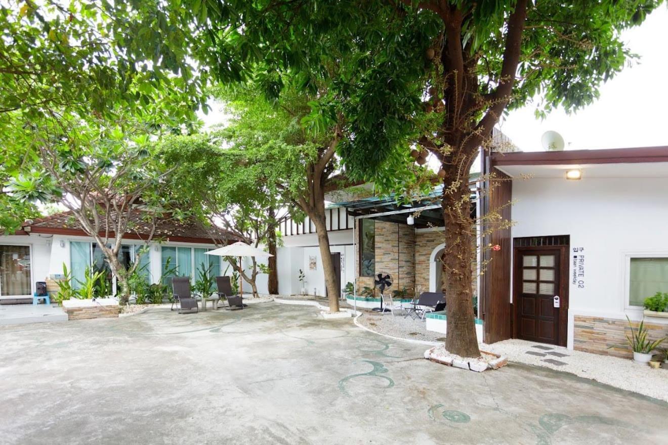 Отель Baan Weekday Private 02 Чиангмай Экстерьер фото