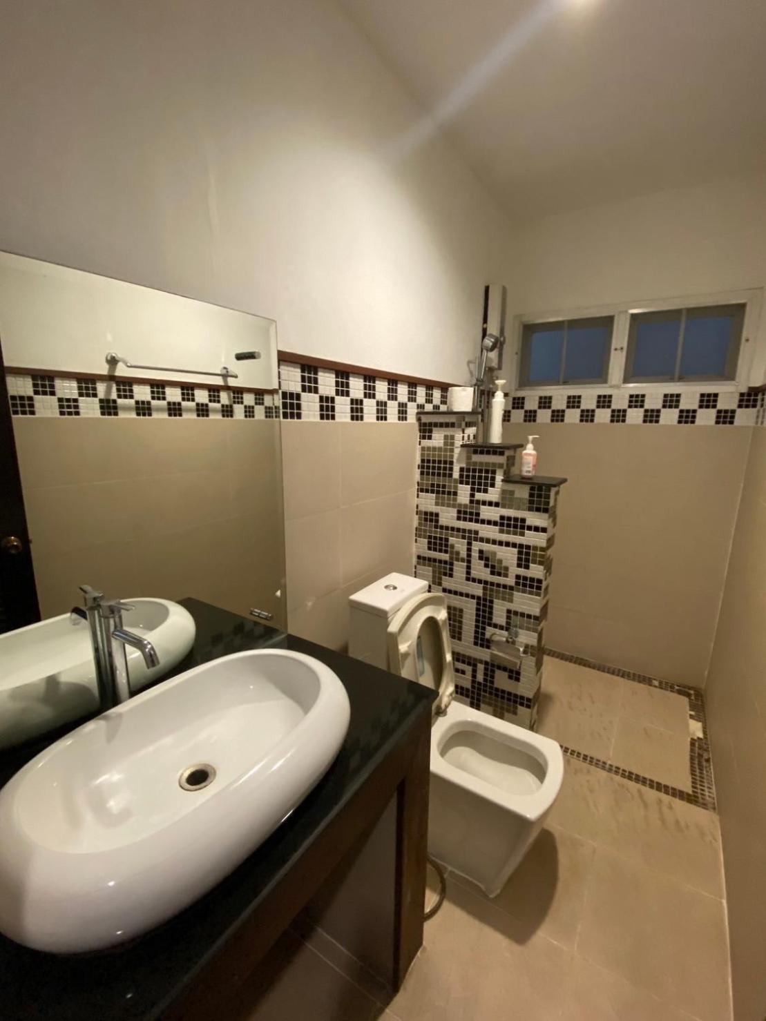 Отель Baan Weekday Private 02 Чиангмай Экстерьер фото